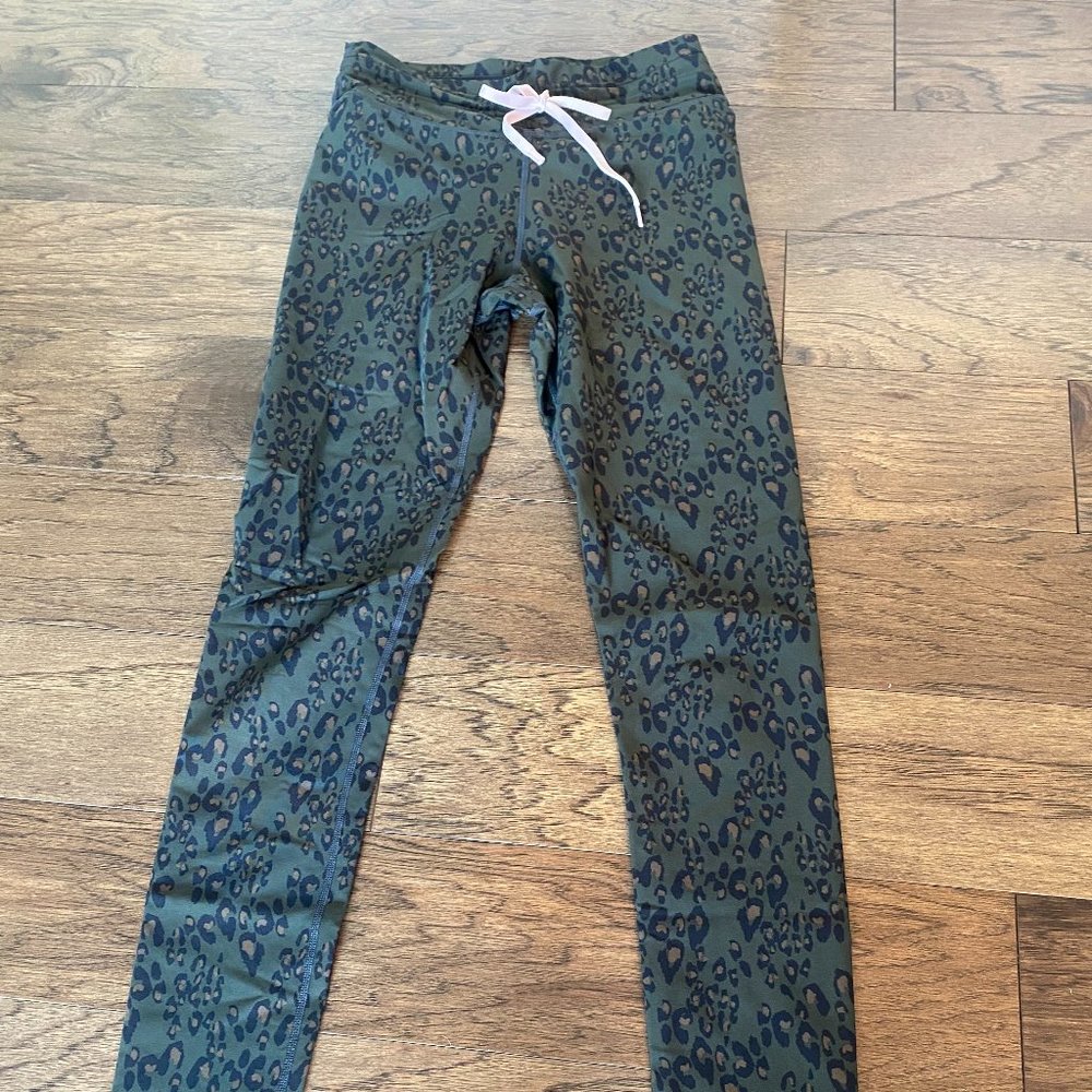 The Upside mid legging; 25 in inseam, size small